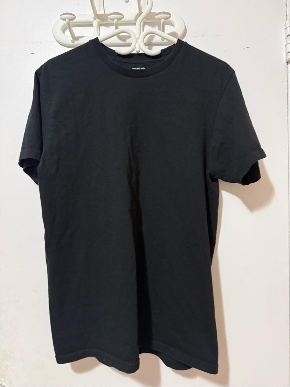 Men's Short Sleeve Crew Neck T-Shirt in Black